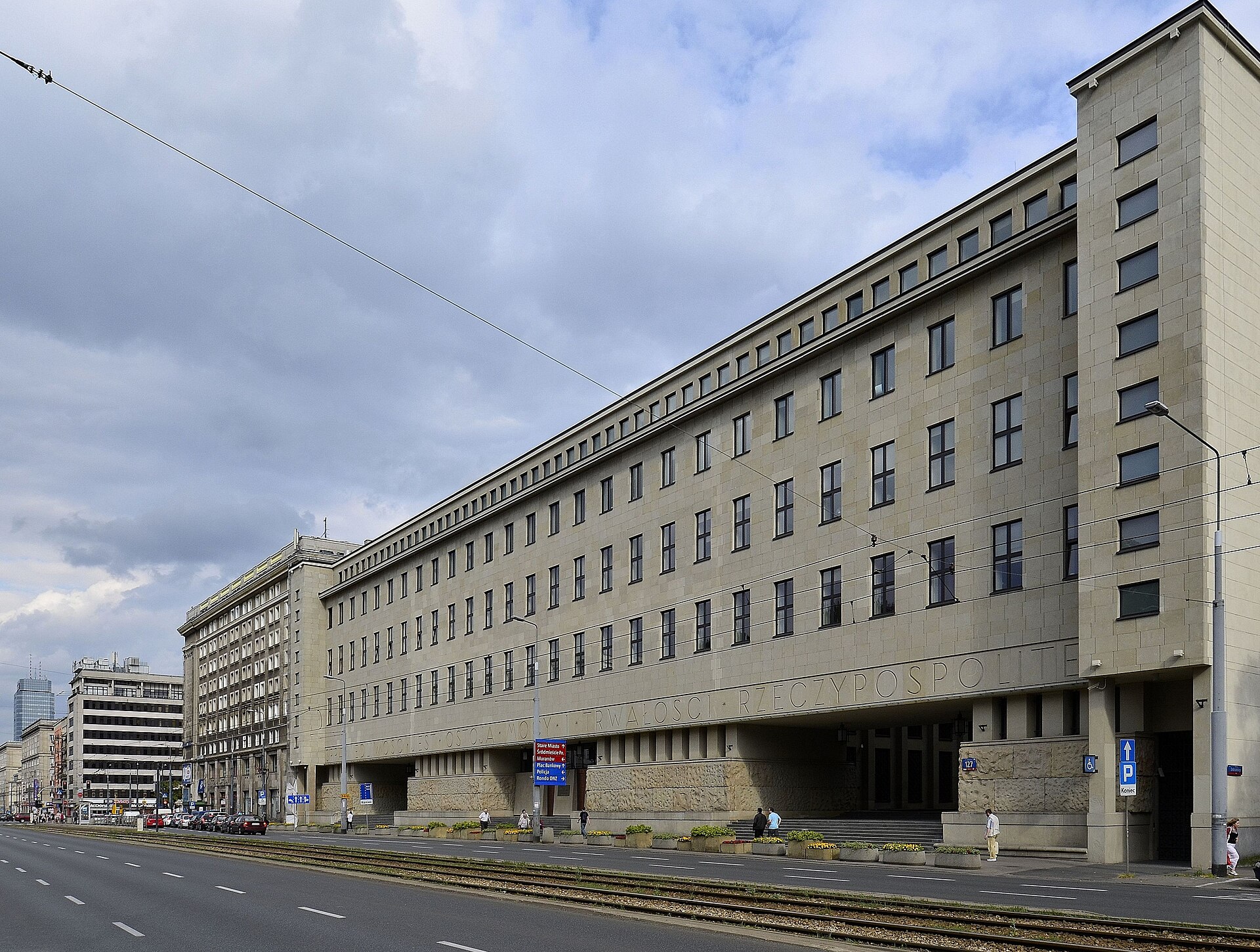 Gmach sądów przy alei Solidarności w Warszawie